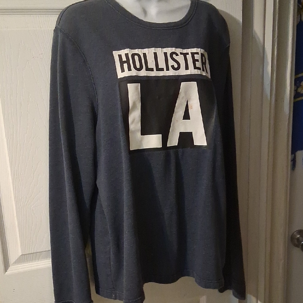 HOLISTER SWEATSHIRT